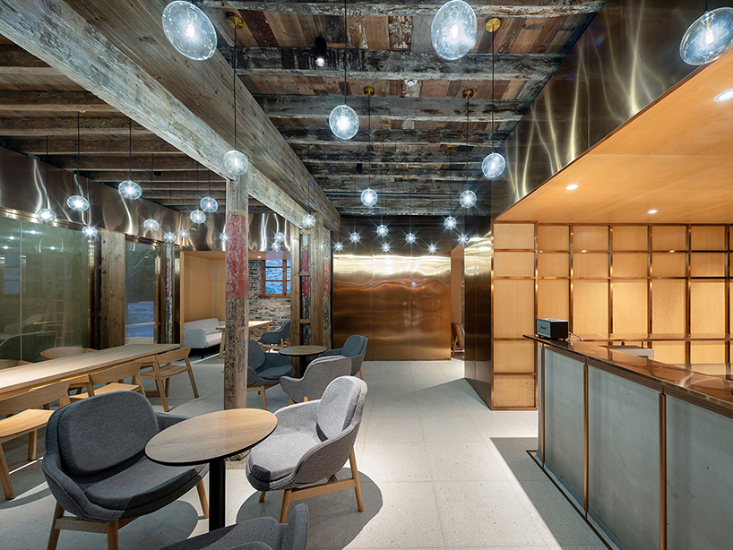 time and space corridor_ linhai yufengli homestay 7