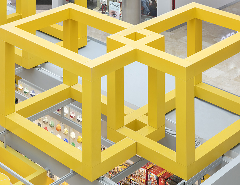 lego store opens a very colorful store in mexico 8