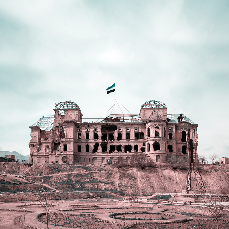 mohammad hassan forouzanfar raises the flag of resistance wishing freedom in afghanistan