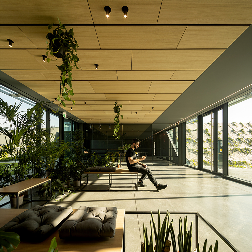 a new workplace landscape 10