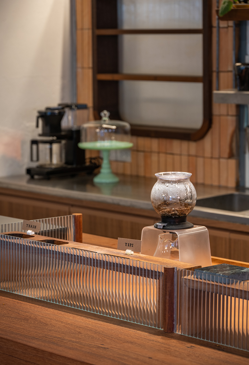 basic space coffee 8