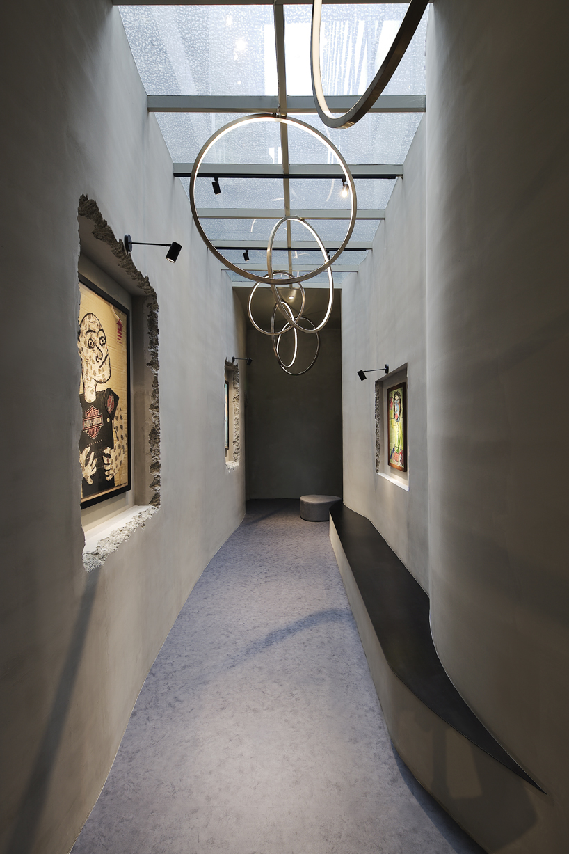 CROX designs dramatic shanghai boxing studio for the ultimate stress release