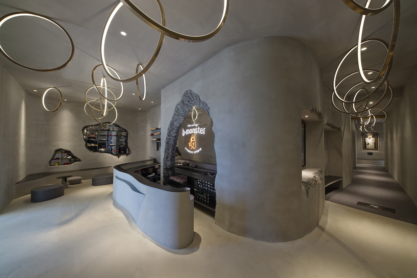 CROX designs dramatic shanghai boxing studio for the ultimate stress release