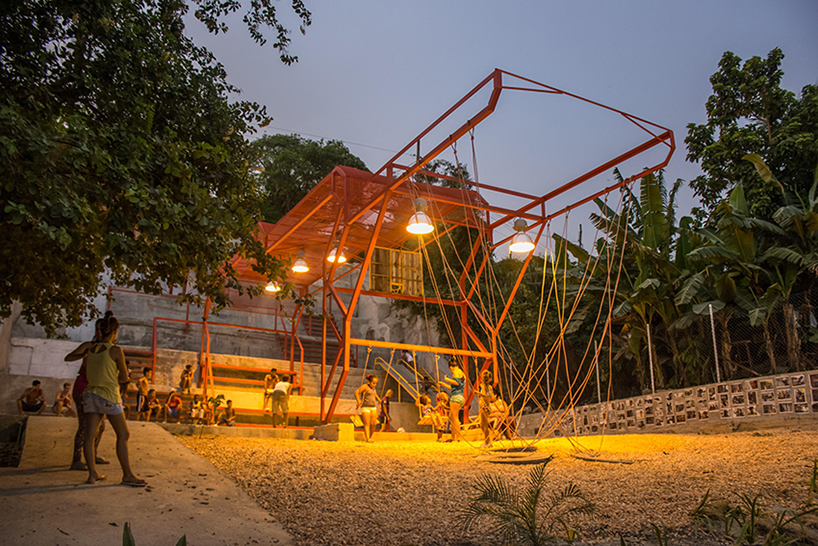 pico colectivo designboom