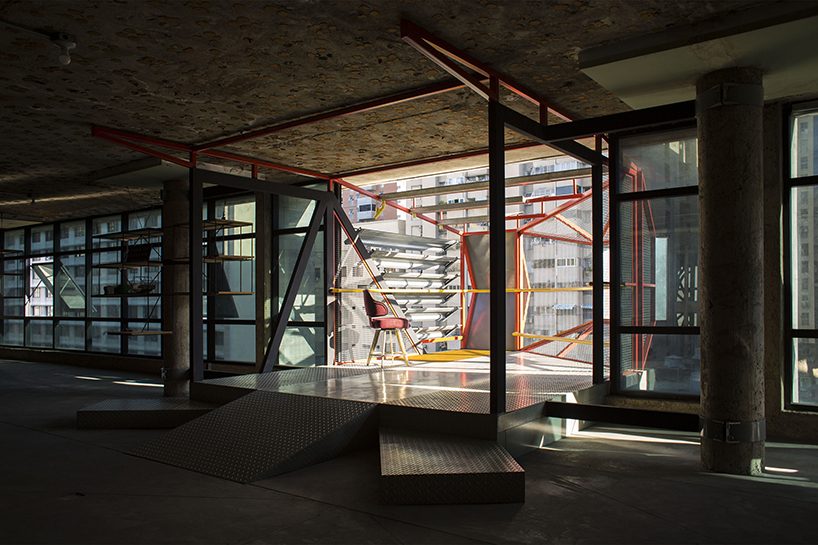 pico-colectivo-radiador-parasitic-structure-caracas-venezuela-09-02-2019-designboom