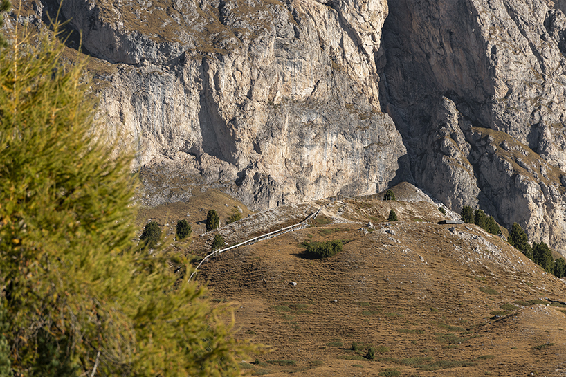 messner architects designs a sculptural viewpoint in world heritage site dolomites unesco designboom