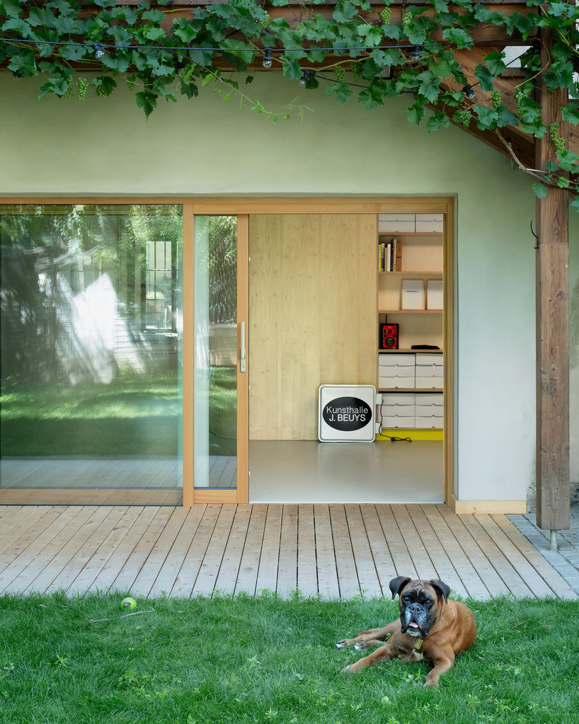 messner architects’ restored ‘20/A’ doubles as a home and art studio for hannes egger in italy