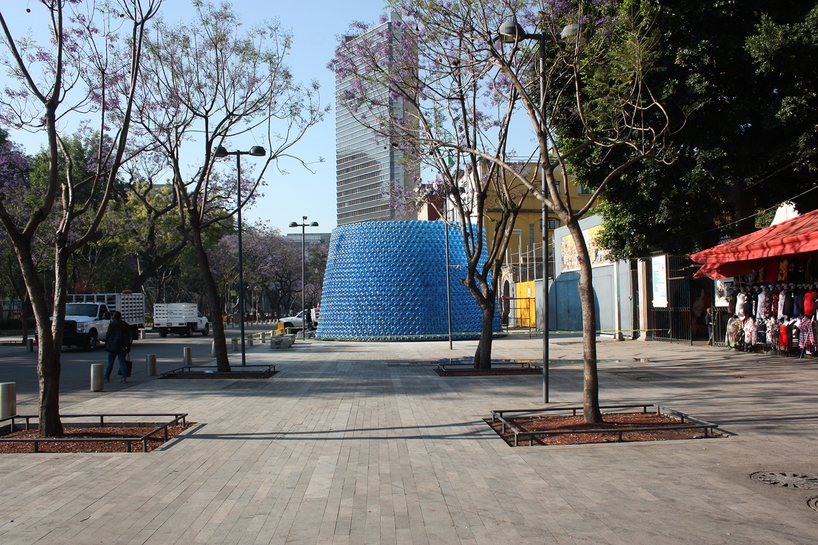 architects build a pavilion of 2500 plastic bottles in the center of mexico city - 1