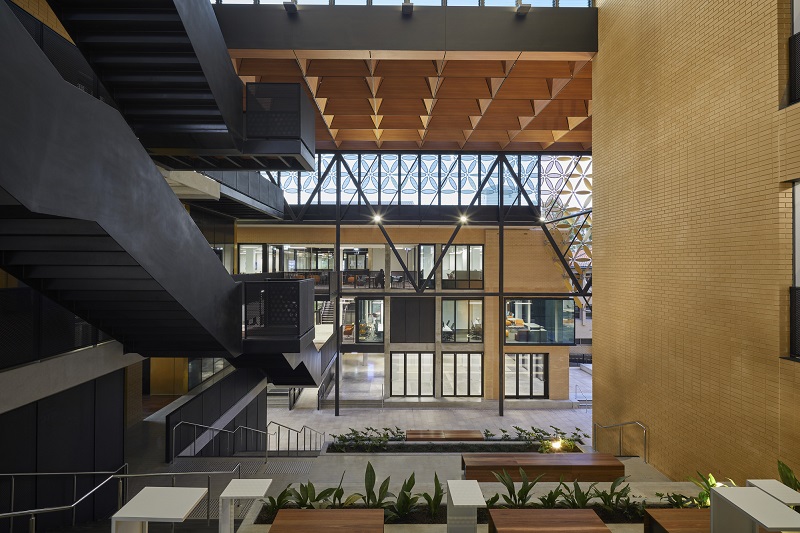 HASSELL completes EZONE student hub for university of western australia designboom