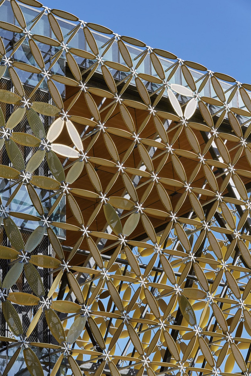 HASSELL completes EZONE student hub for university of western australia designboom