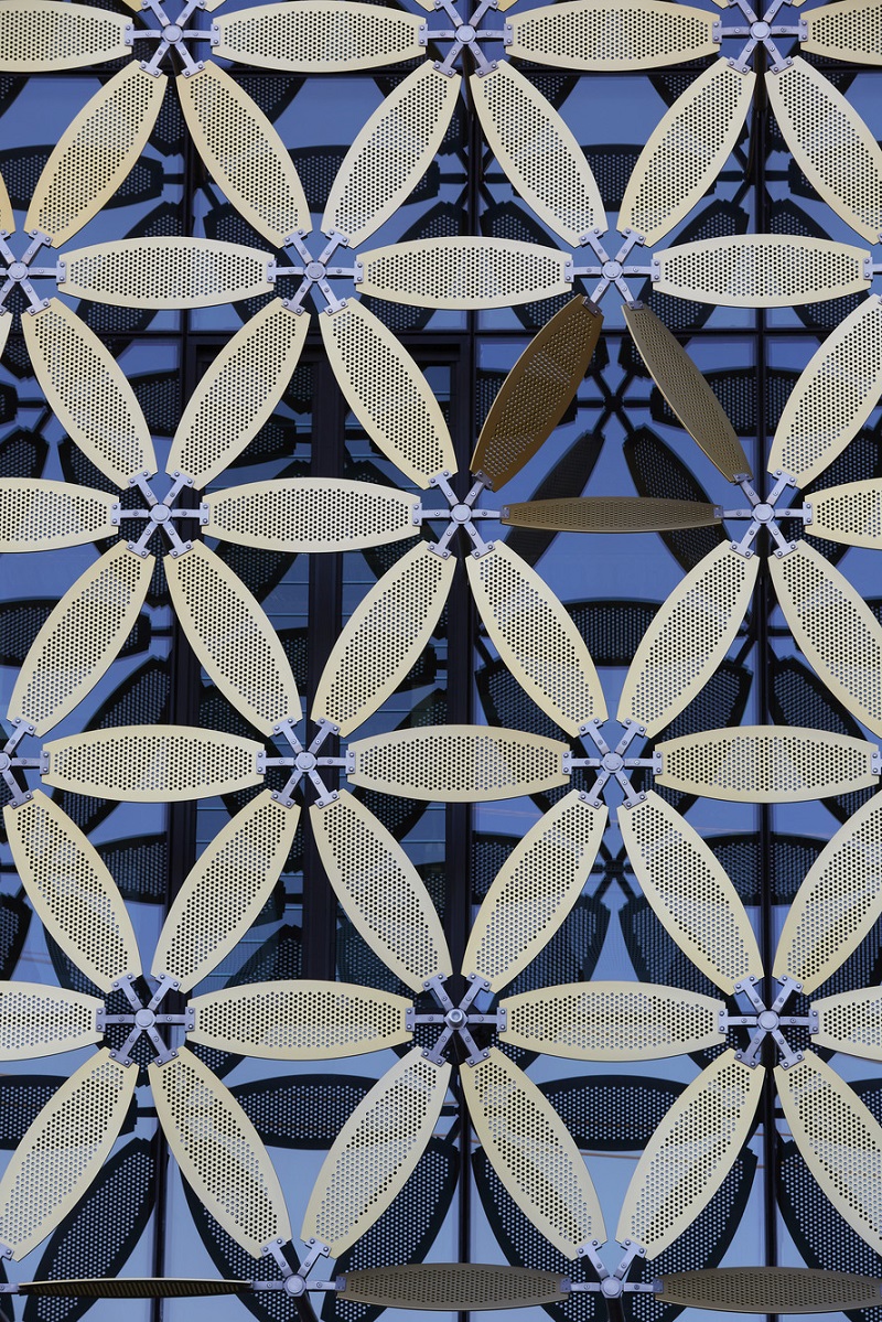 HASSELL completes EZONE student hub for university of western australia designboom