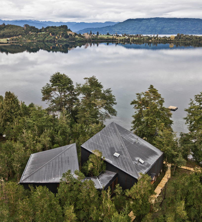 wooden split house in chile provides separate volumes for kids and adults designboom hsu rudolphy arquitectos