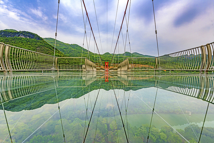 UAD designs the world's longest glass-bottomed bridge in lianzhou, china designboom