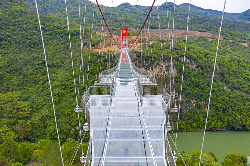 UAD designs the world's longest glass-bottomed bridge in lianzhou, china designboom