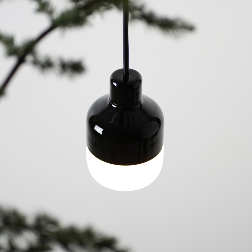 the ohm pendant outdoor edition by kauppi kauppi for ifo electric brightens up our outdoor living spaces 4