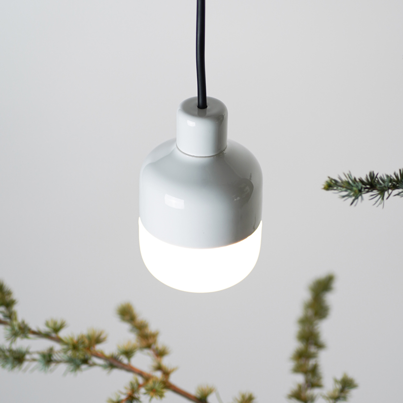 the ohm pendant outdoor edition by kauppi kauppi for ifo electric brightens up our outdoor living spaces 6