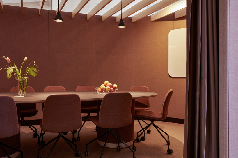 kauppi & kauppi designs oval meeting pods that favor acoustics for glimakra of sweden