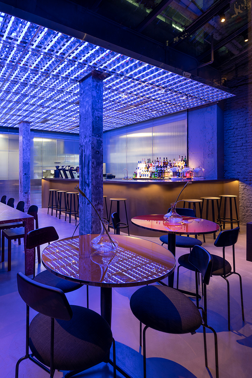 alberto caiola designs shanghai’s 'momenti' restaurant as an evolving environment of color designboom