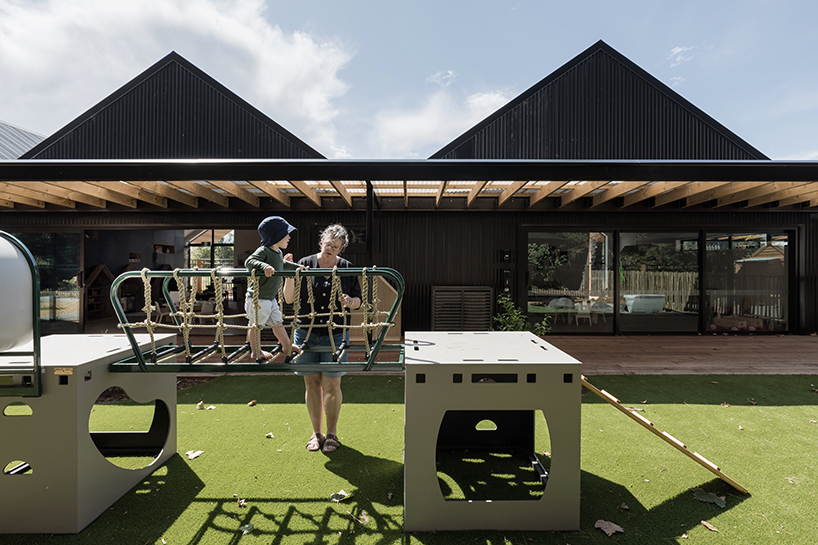 casa designs a series of barn like forms for an early childcare centre in the countryside setting of cambridge new zealand 11