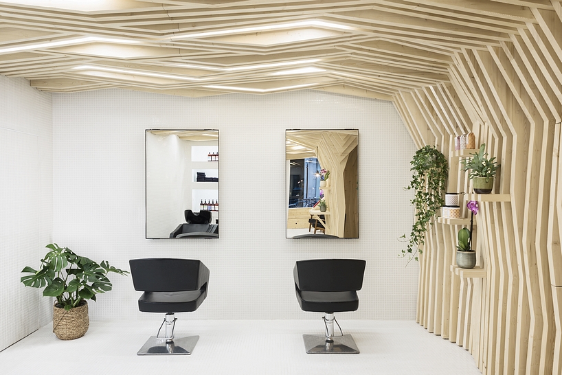 joshua-florquin-les-dada-east-salon-paris-04-05-19-designboom