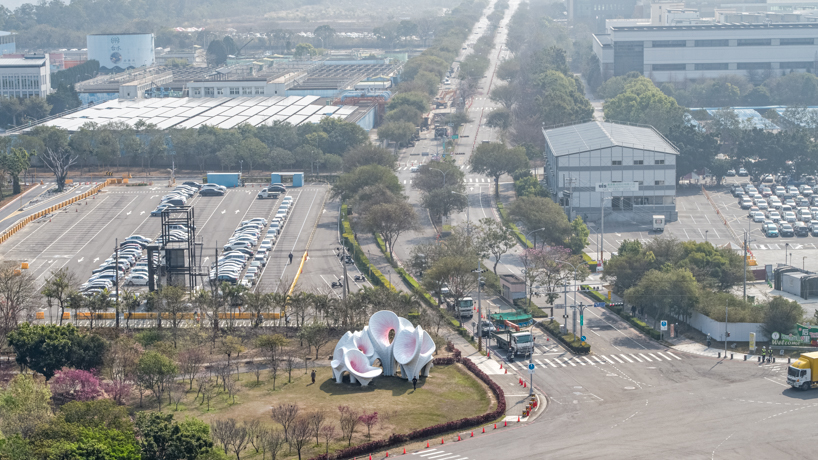 MARC FORNES / THEVERYMANY's cherry blossom pavilion invites play and rest in taiwan