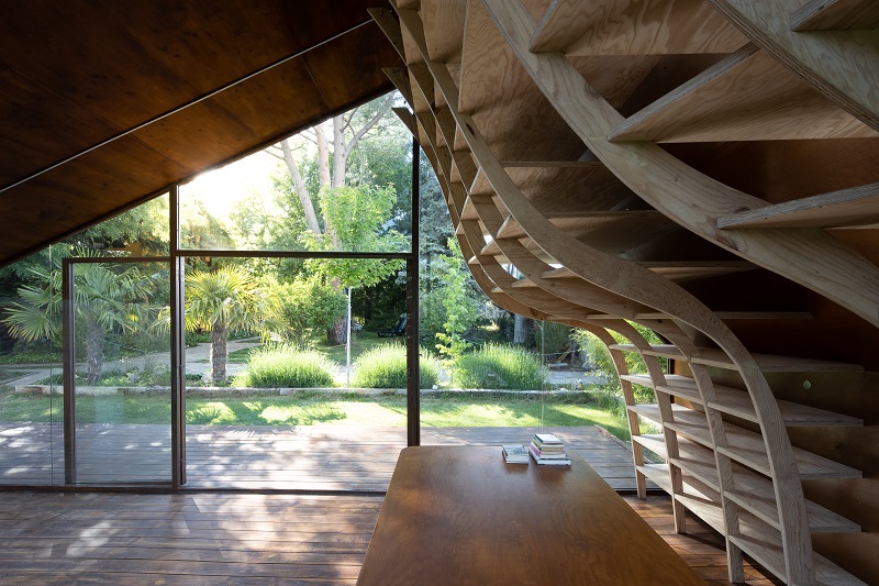 the writers cabin 12