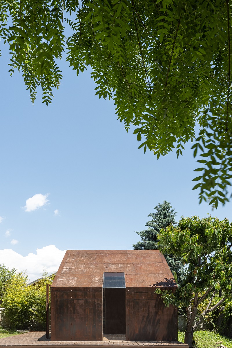 the writers cabin 2
