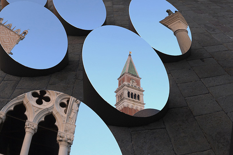 the AZIMUT moving art installation offers a fragmented view of venice's architecture designboom