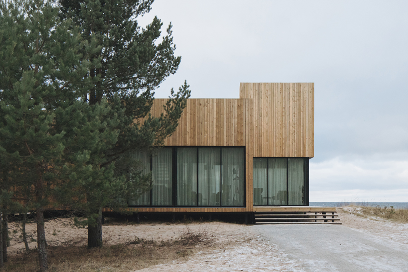 rhizome-living-room-pavilion-tochka-na-karte-priozersk-russia-08-02-2019-designboom