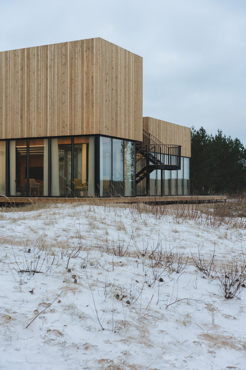 rhizome-living-room-pavilion-tochka-na-karte-priozersk-russia-08-02-2019-designboom