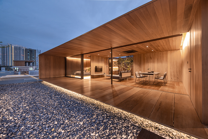 WARchitect builds the skyscape apartment on a rooftop in bangkok designboom