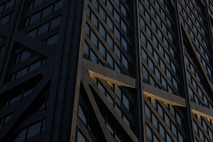 ste murray captures chicago's john hancock centre to celebrate its 50th anniversary designboom