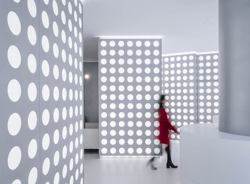 oculum lobby reform for the institute of ocular microsurgery 4