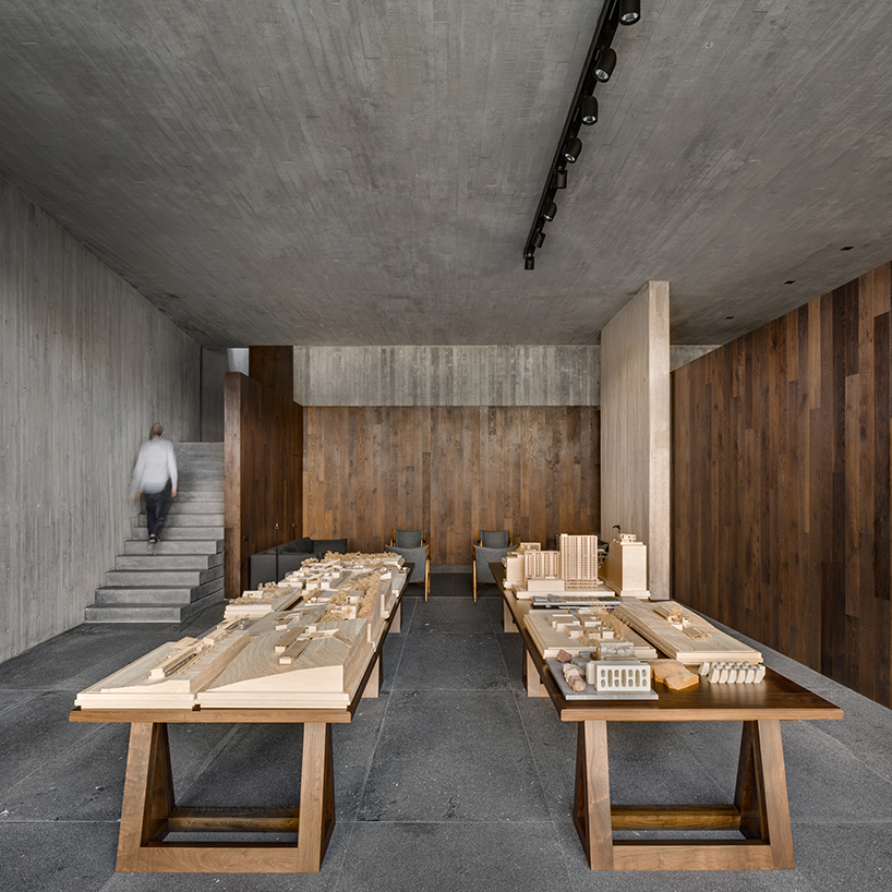 home studio with the invention of the concept of a house and studio a new approach to indoor living emerged this architectural starting point generated a total spatial and visual integration with th 11