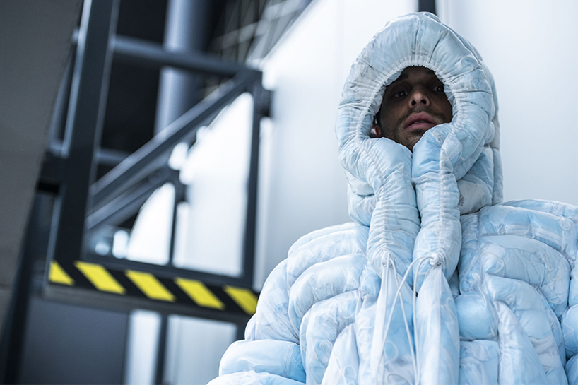 tobia zambotti coat-19