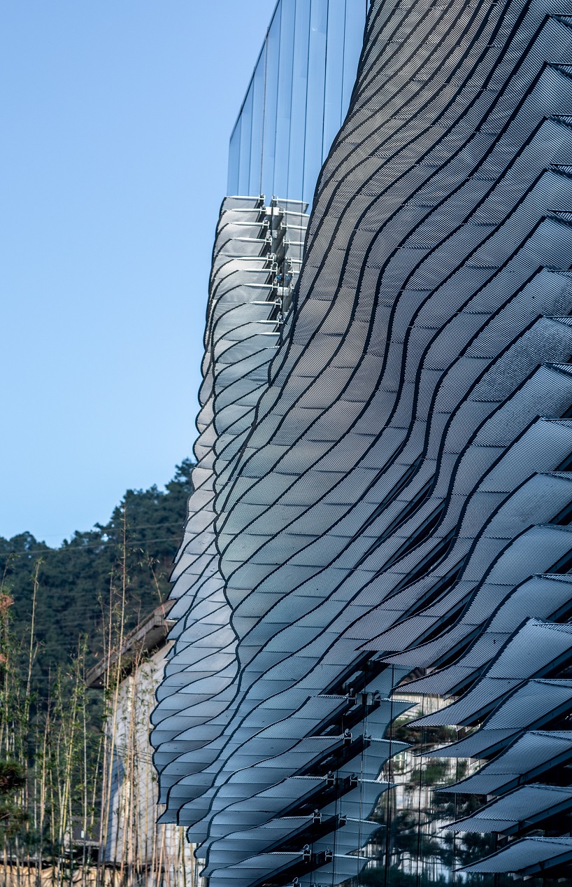 aoe-shanxiao-sales-pavilion-fog-ripple-louvers-nanshan-chongqing-china-11-25-2019-designboom