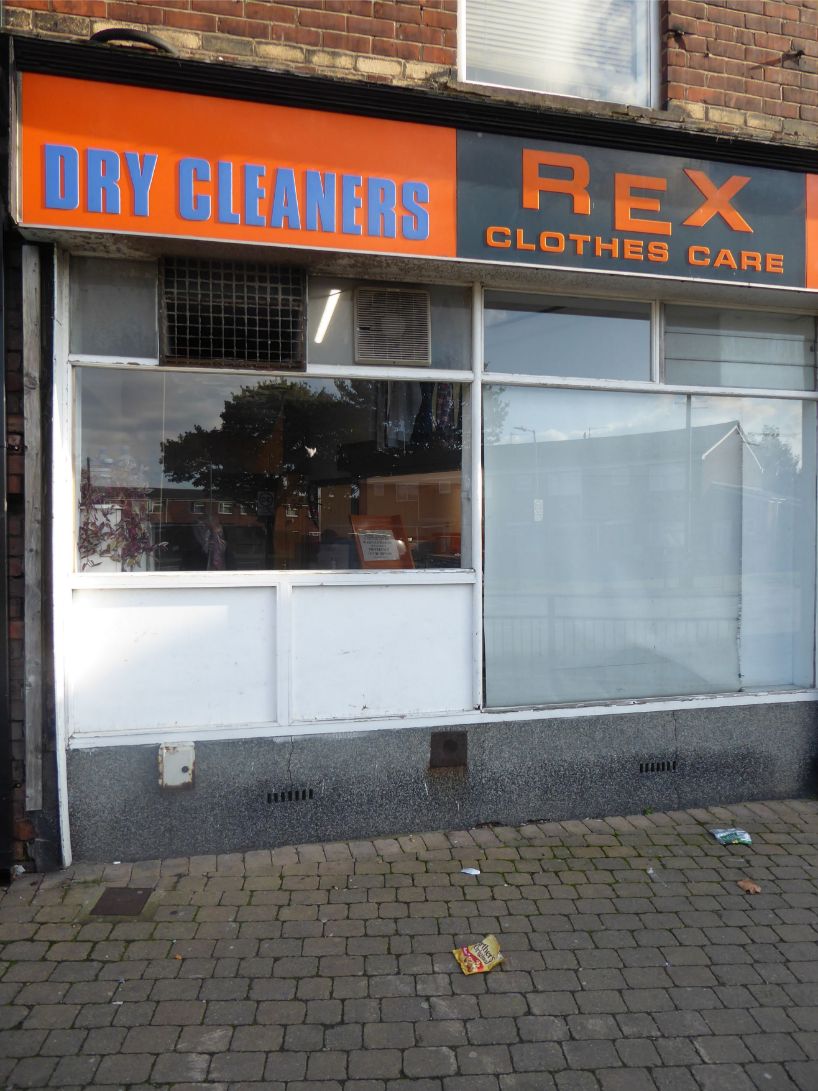 kenn taylor captures the faded beauty of britain's vintage laundrettes designboom