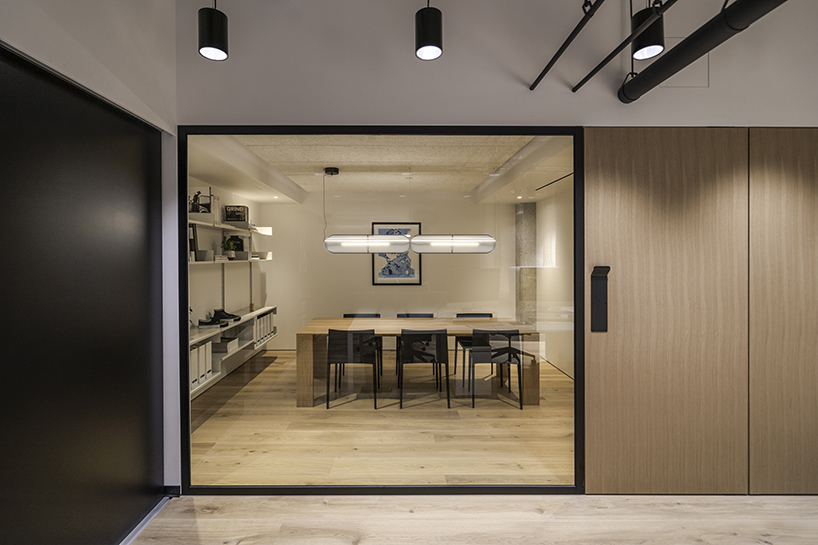 vale is a sculptural light series designed by caine heintzman for ANDlight designboom