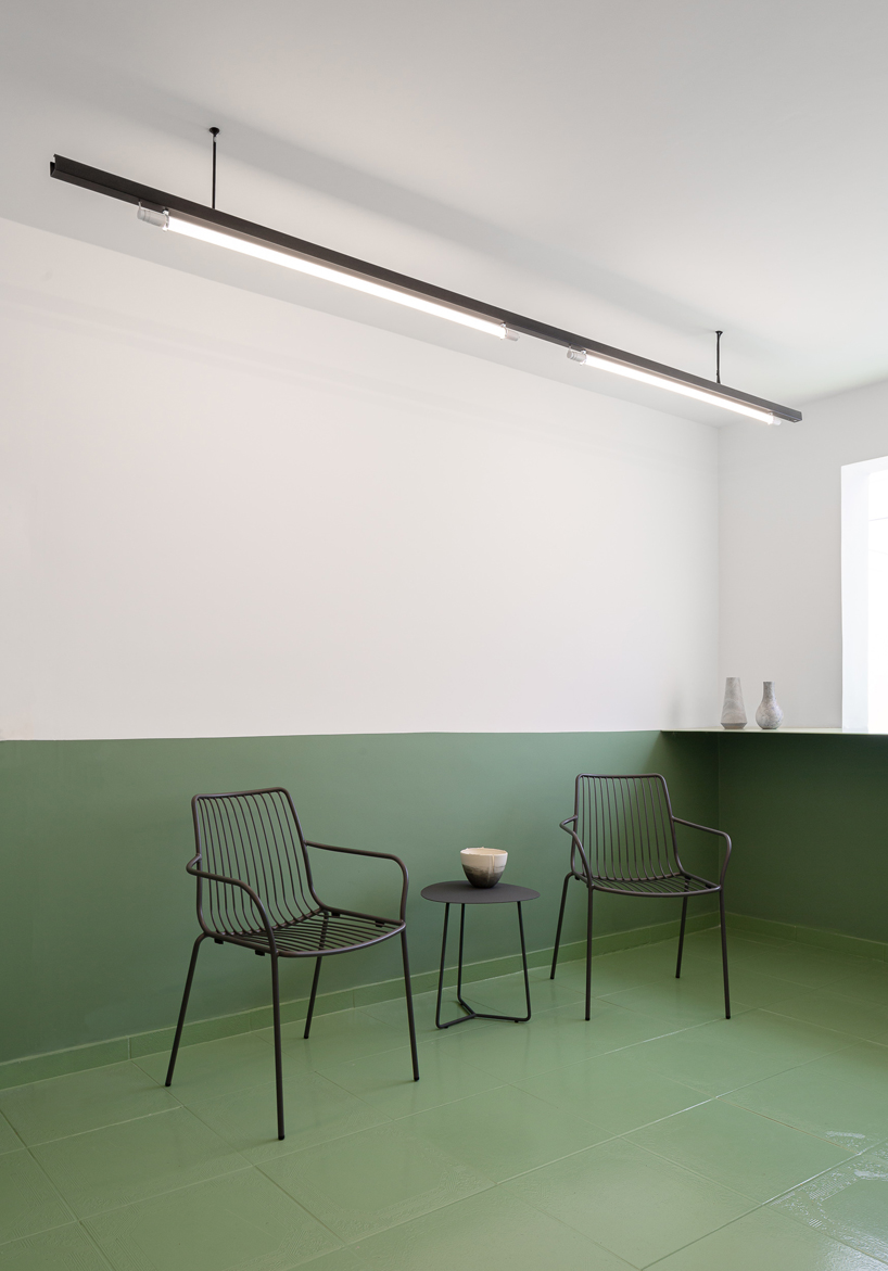 phenomena-torta-da-vila-restaurant-interiors-graphic-identity-brazil-02-05-2020-designboom