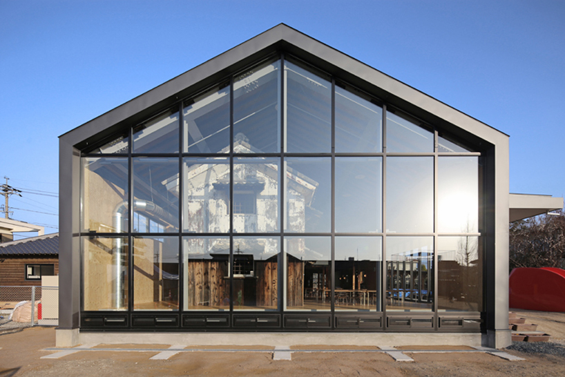 shigeru aoki builds a kindergarten over a 100-year-old wooden house in japan designboom