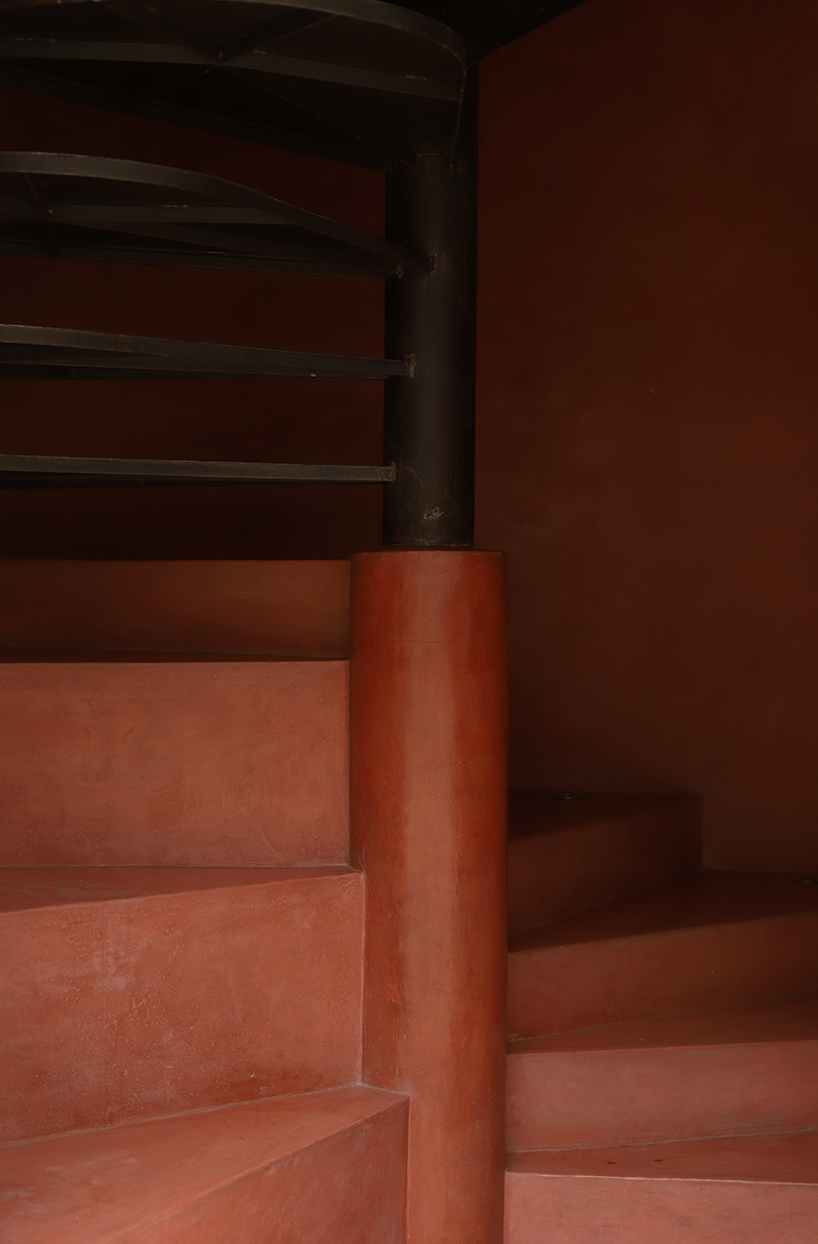 luis carbonell renovates a 16th century house to create B&B in oaxaca designboom