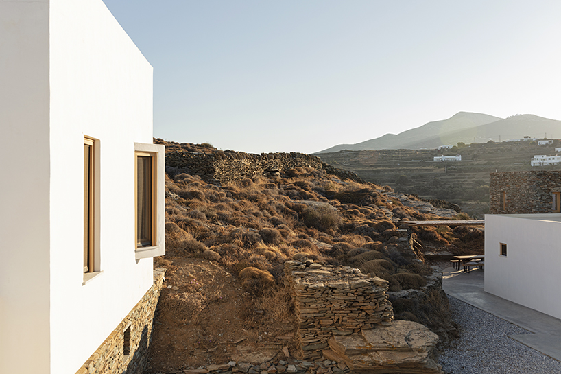a modest retreat in sifnos 3