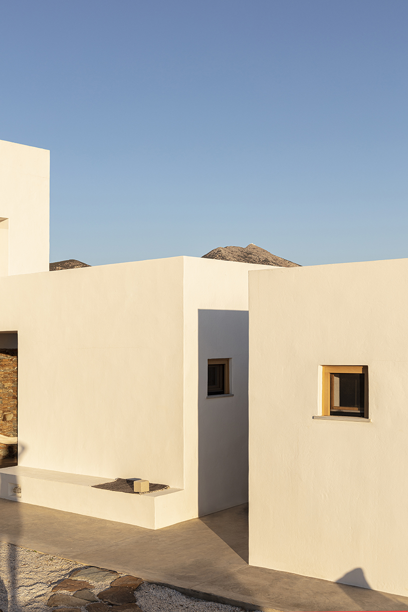 a modest retreat in sifnos 4