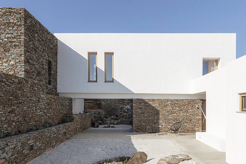 a modest retreat in sifnos 5