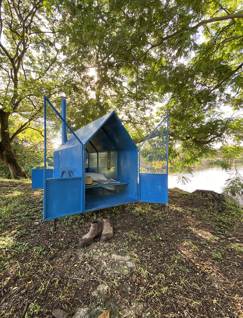 rodar habitaculos a homeless vehicle 1