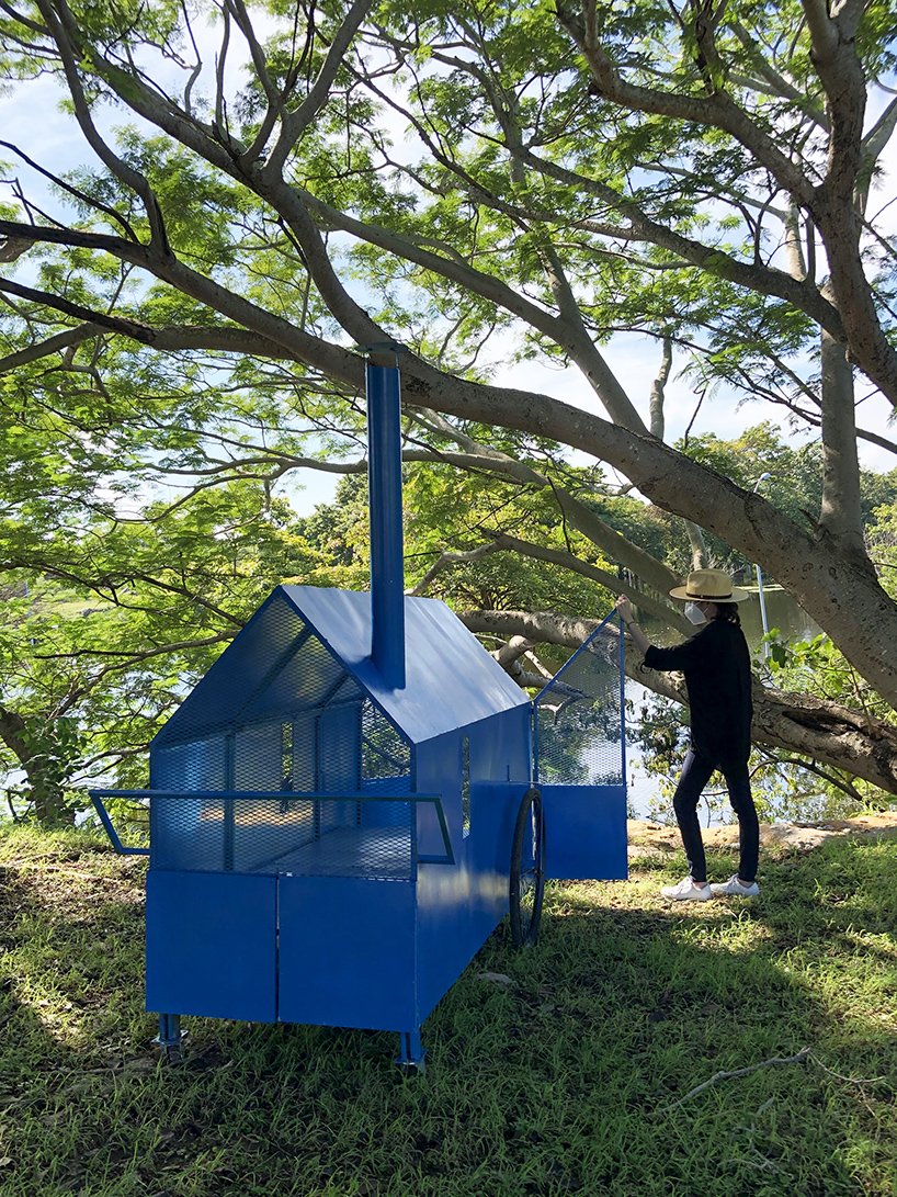 rodar habitaculos a homeless vehicle 10