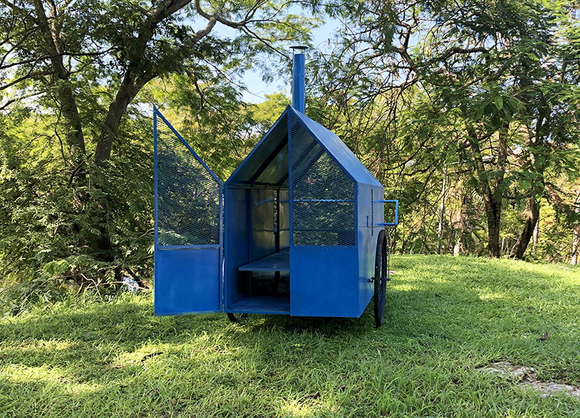 rodar habitaculos a homeless vehicle 5