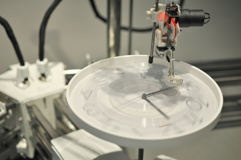 ujoo+limheeyoung's mechanical phonograph generates music from plastic waste