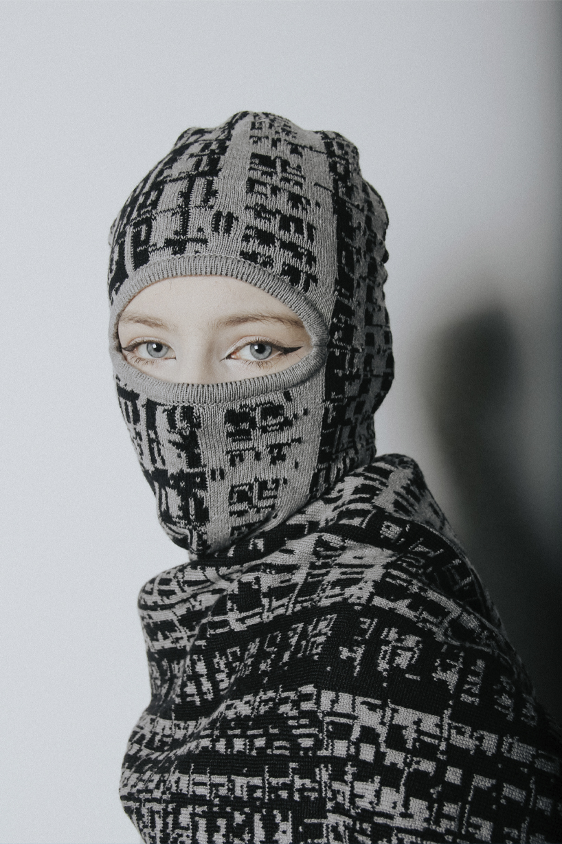 sxema reinterprets post-soviet architecture into 3D printed knit fashion accessories