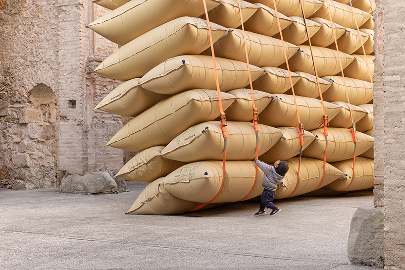 collapse a temporary art installation at the placa dels dolors tortosa spain 4